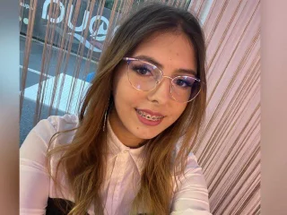 ADELLYINN profile picture