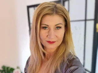 AlexaDaddario profile picture