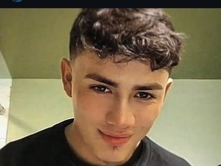 Alexj502 Male Anal Free Webcam Striptease