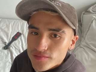 alexxxx_dicker webcam