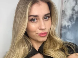 AlisAnne profile picture