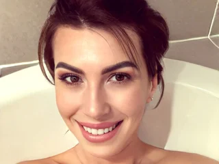 AlizzzStorm profile picture