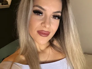 AlletaLove profile picture
