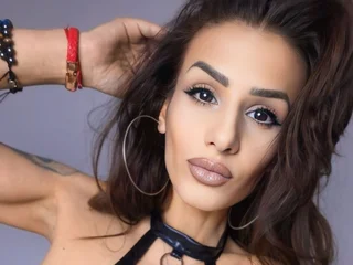 AlphaQueen profile picture