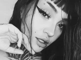 AMYSWALLOW71 profile picture