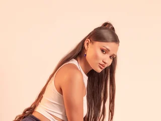 AnnieAndStefan profile picture