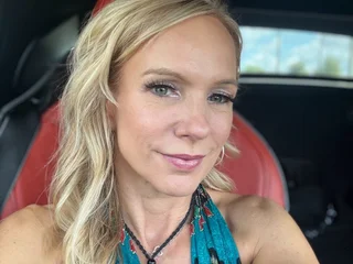 BellaBare profile picture