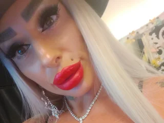 BlondeDelya69 profile picture