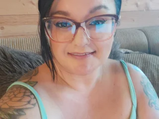 BustyFarmBabe profile picture