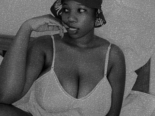 BustyluxeBabe