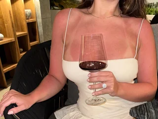 BUSTYREVERTWIFE profile picture