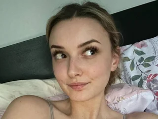 Charlotte_Bellex profile picture