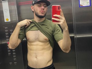 Christopher_park - Streamate Teen Piercing Smoke Boy 