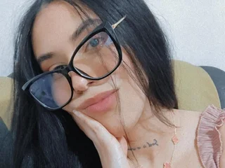 dakota20's chat room