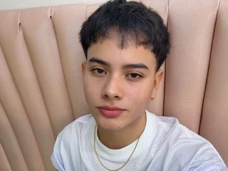 DiegoRobles19 profile picture