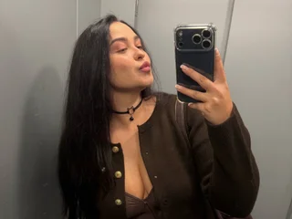 ElisiniaRich profile picture