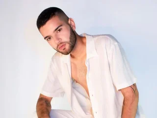 Cam boy elliot_flame
