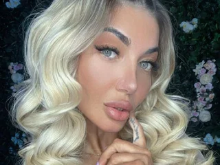 EllsaSin profile picture