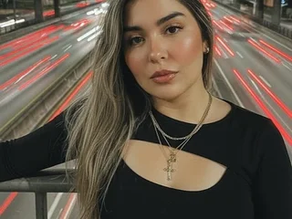 EMIILYJONESS