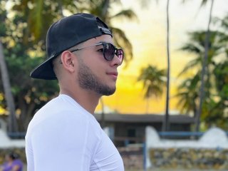 hotlatinsboys2025 webcam
