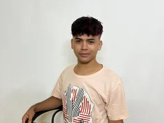 isaaclatino live cam