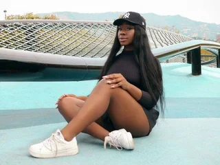 isabellaebony