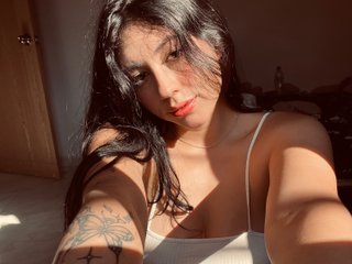 Islaward19 Female Webcam Adult