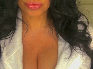 JeanetteFox profile picture