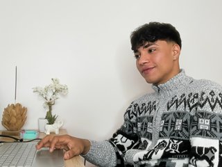 jonmaykolrose webcam
