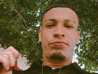 jujihotmen Live Webcam on Streamate