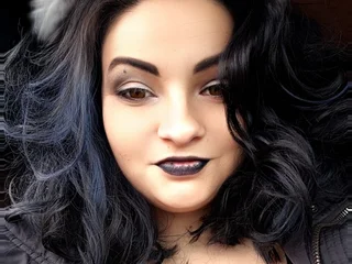 Katsmeowing710 profile picture