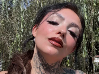 khloecherry