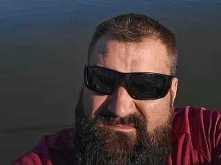 KindaFitKindaFatBear profile picture