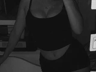 LadyofYourDreams19