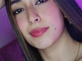 Lia_RoseCol profile picture