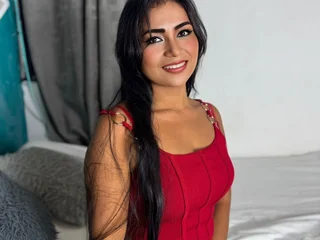 luciana_sumisive21