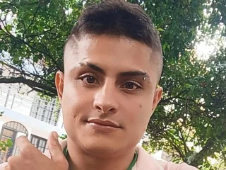 luishot69 from jerkmate