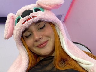 Lunacheerful - Streamate Teen Deepthroat Piercing Girl 