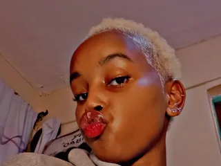 watchgirlcam.com lusciouswonderland livesex profile in curvy cams