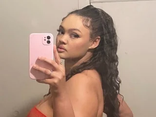 MadiAyala profile picture