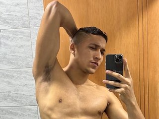 Mattgentlemann99 - Streamate Young Party Boy 