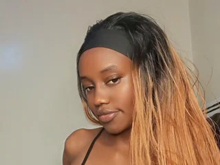 naughtyellah