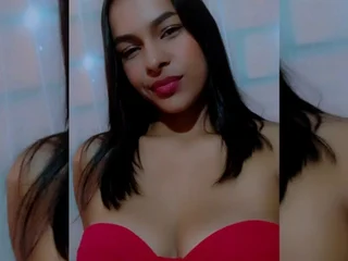 nia_colins19
