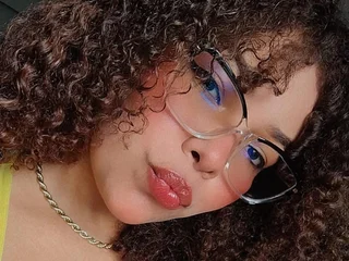 NiaColussi profile picture