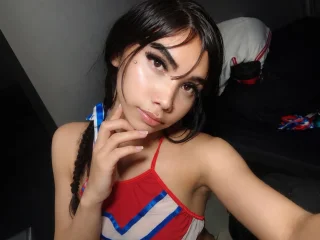 nicole_love21