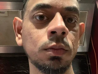 pakiboi