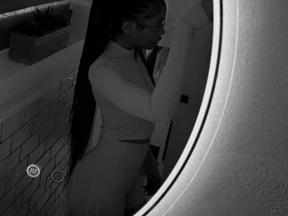 PetiteBody101 profile picture
