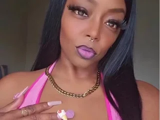 qweenareola