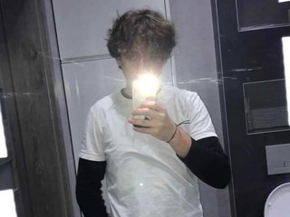 qwertyw]