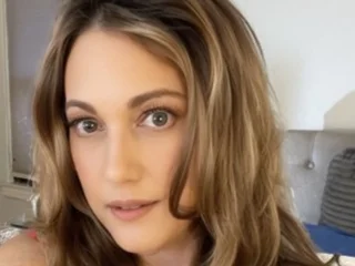 Rose_Angeli Live Cam